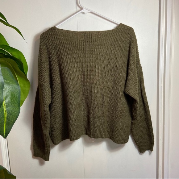 LF Seek the Label Sweater - Picture 3 of 4